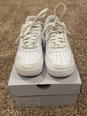 Nike Air Force 1 ‘07’ White Size 7 W/ Original Box